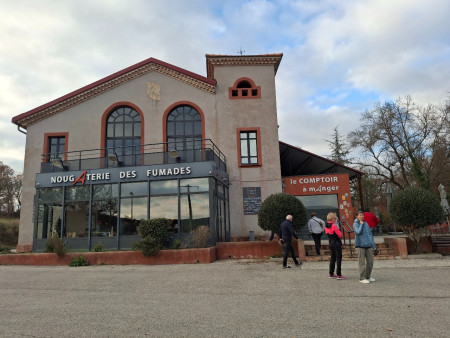 Pour terminer, visite dégustation à la nougaterie